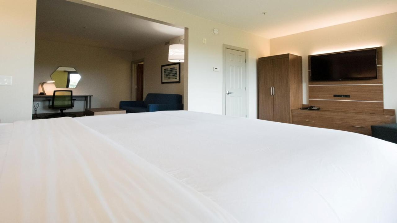 Holiday Inn Express & Suites Lexington North West-The Vineyard By Ihg מראה חיצוני תמונה