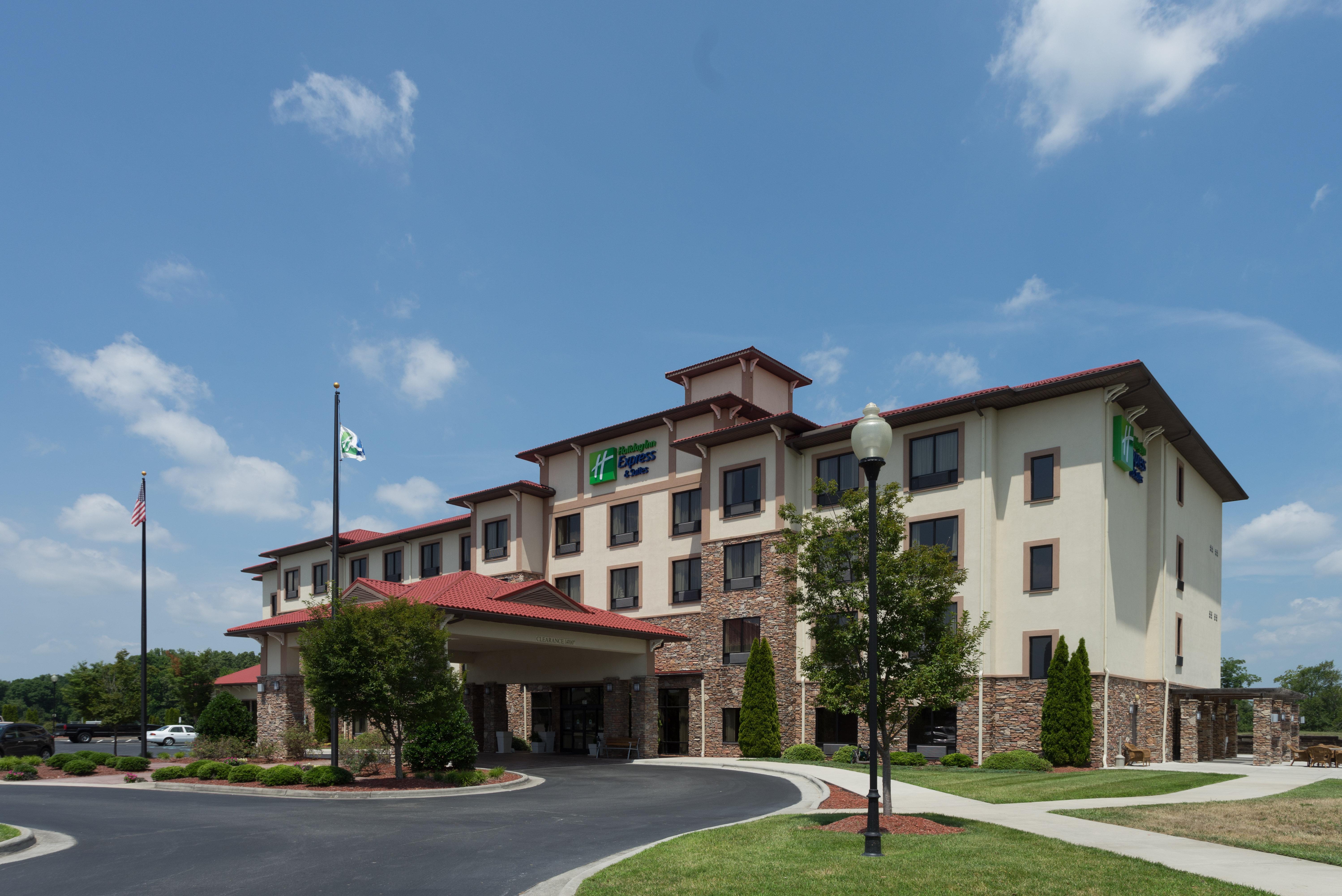 Holiday Inn Express & Suites Lexington North West-The Vineyard By Ihg מראה חיצוני תמונה