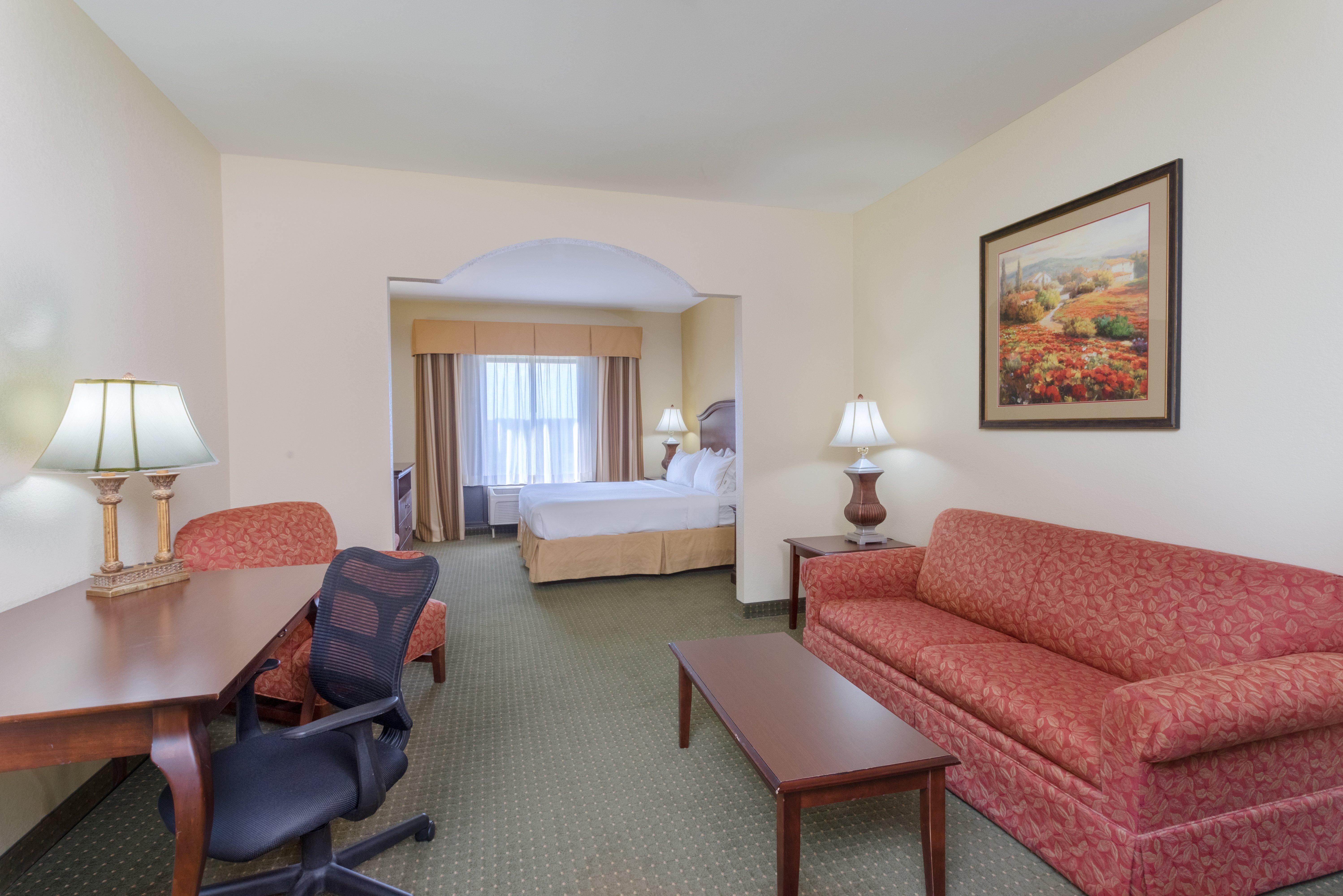 Holiday Inn Express & Suites Lexington North West-The Vineyard By Ihg מראה חיצוני תמונה